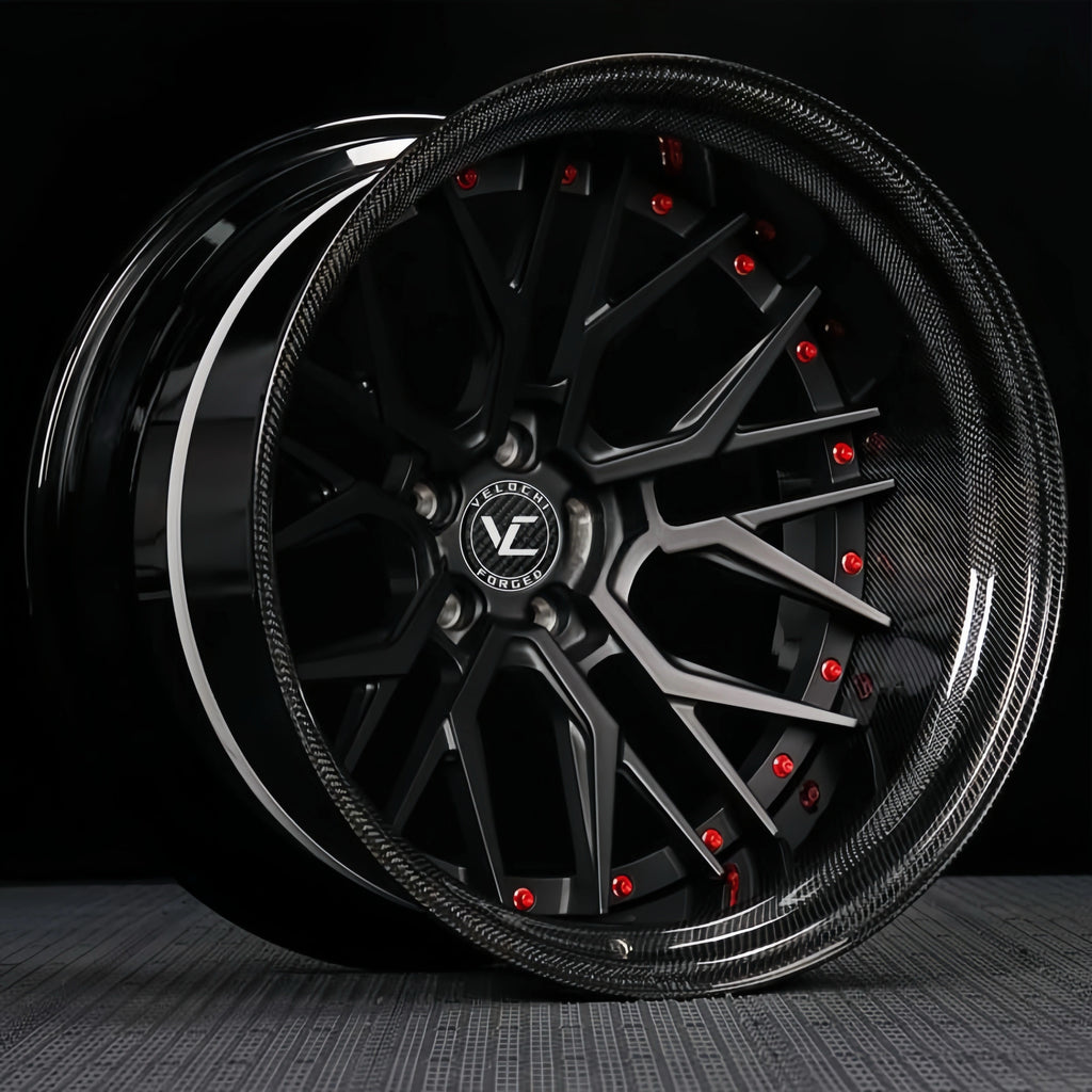 Mustang 20inch Wheel - Carbon Lip - 2 piece forged. 4 off.